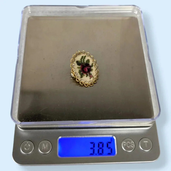 (2/$20) Vintage Petitpoint Floral Brooch - Picture 5 of 5